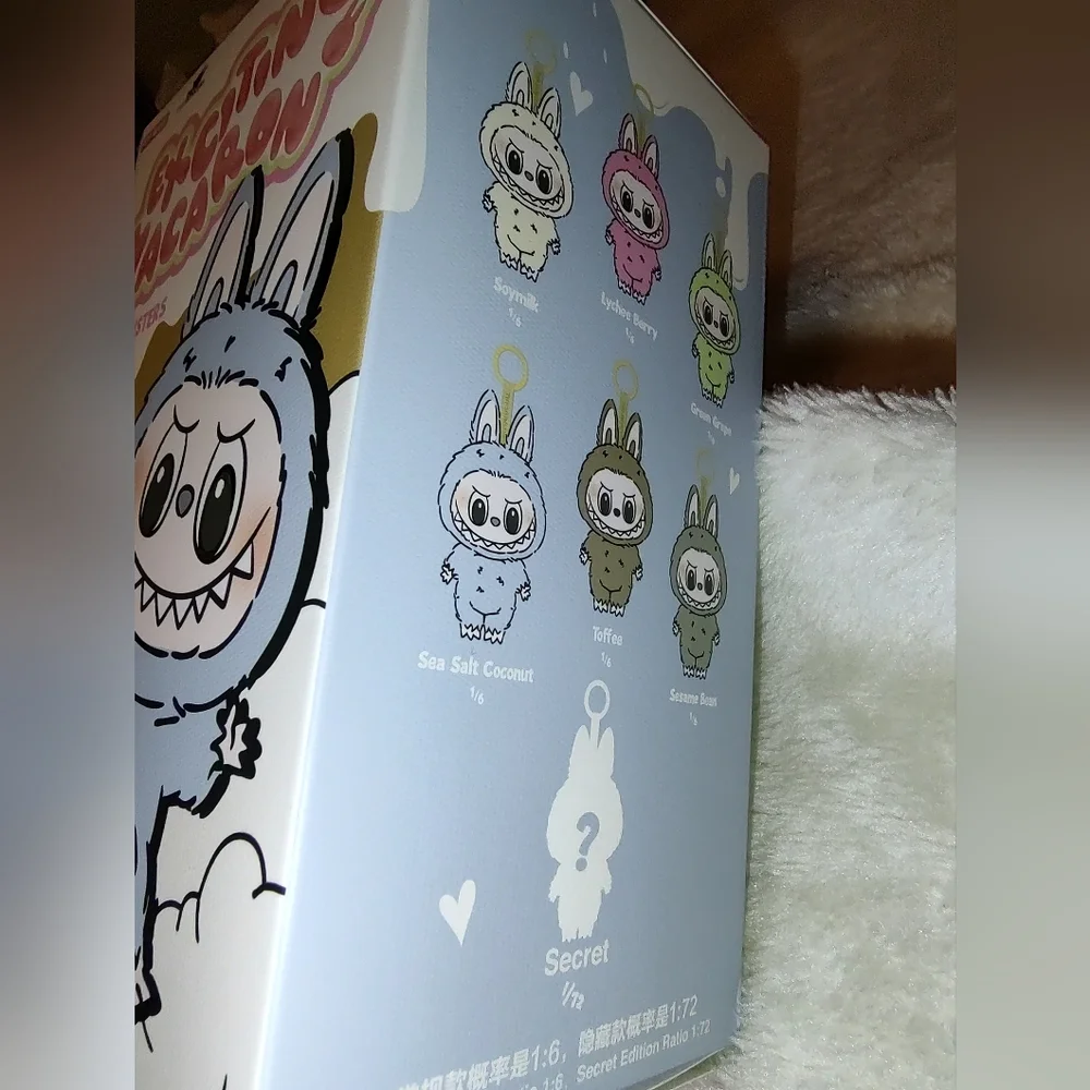 Pop Mart | Exiting Macaron - Sesame Bean – Authentic 100% Open Box - Picture 7 of 8